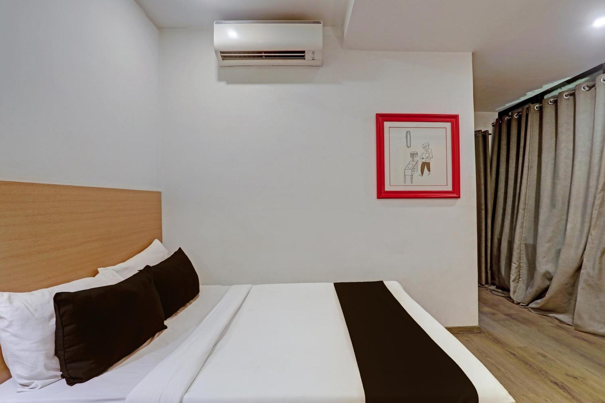 Townhouse Near Secunderabad Railway Station, Yashoda Hospital, Patny Centre Exterior photo